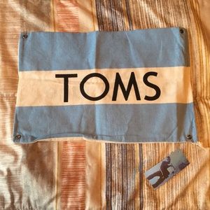 *LAST CHANCE* Toms Flag